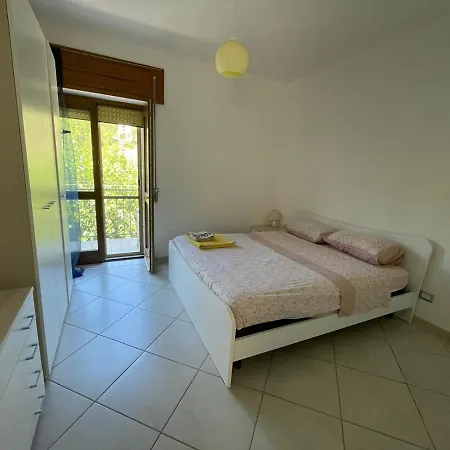 Del Capitano モンテコーリチェ